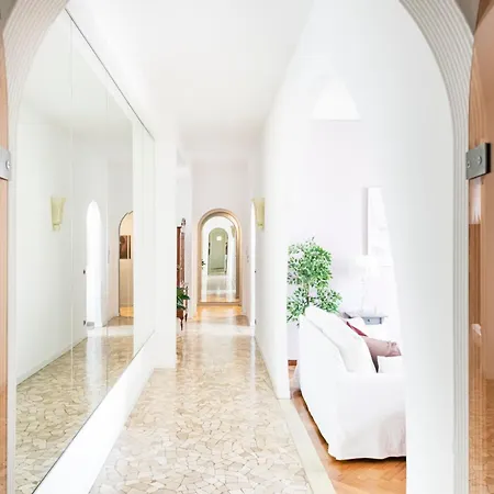 Luminosa E Spaziosa Dimora Nel Centro Di Appartement *